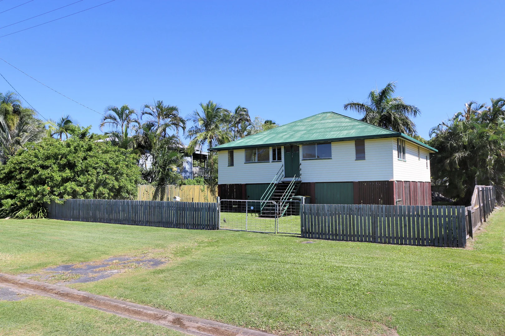 Additional image 4 of 24 Moffatt Street, Burnett Heads QLD 4670