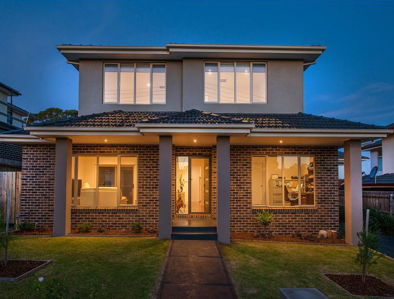 4 bedrooms House in 1/8 Finch Street NOTTING HILL VIC, 3168