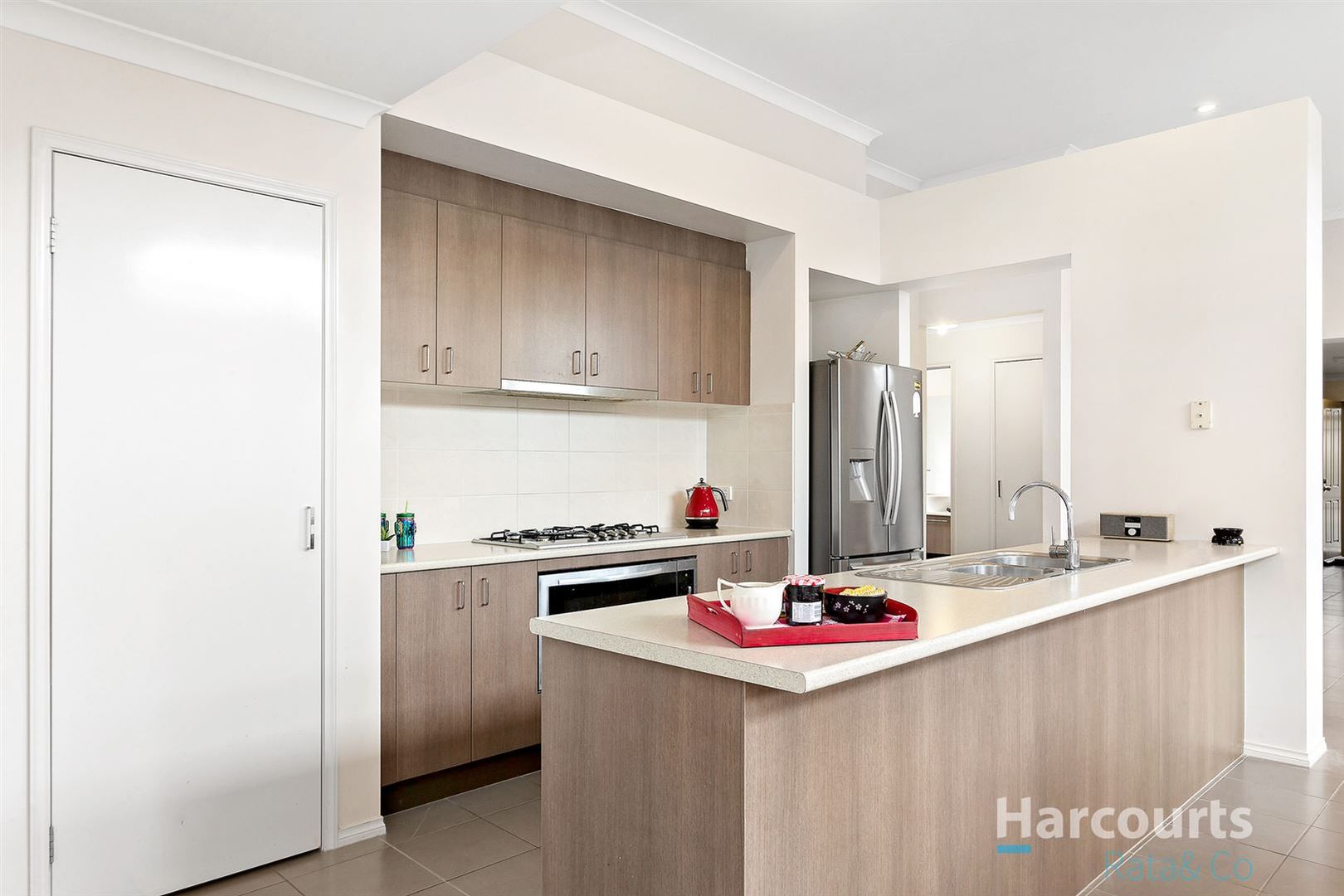 14 Peak Crescent, Doreen VIC 3754, Image 2