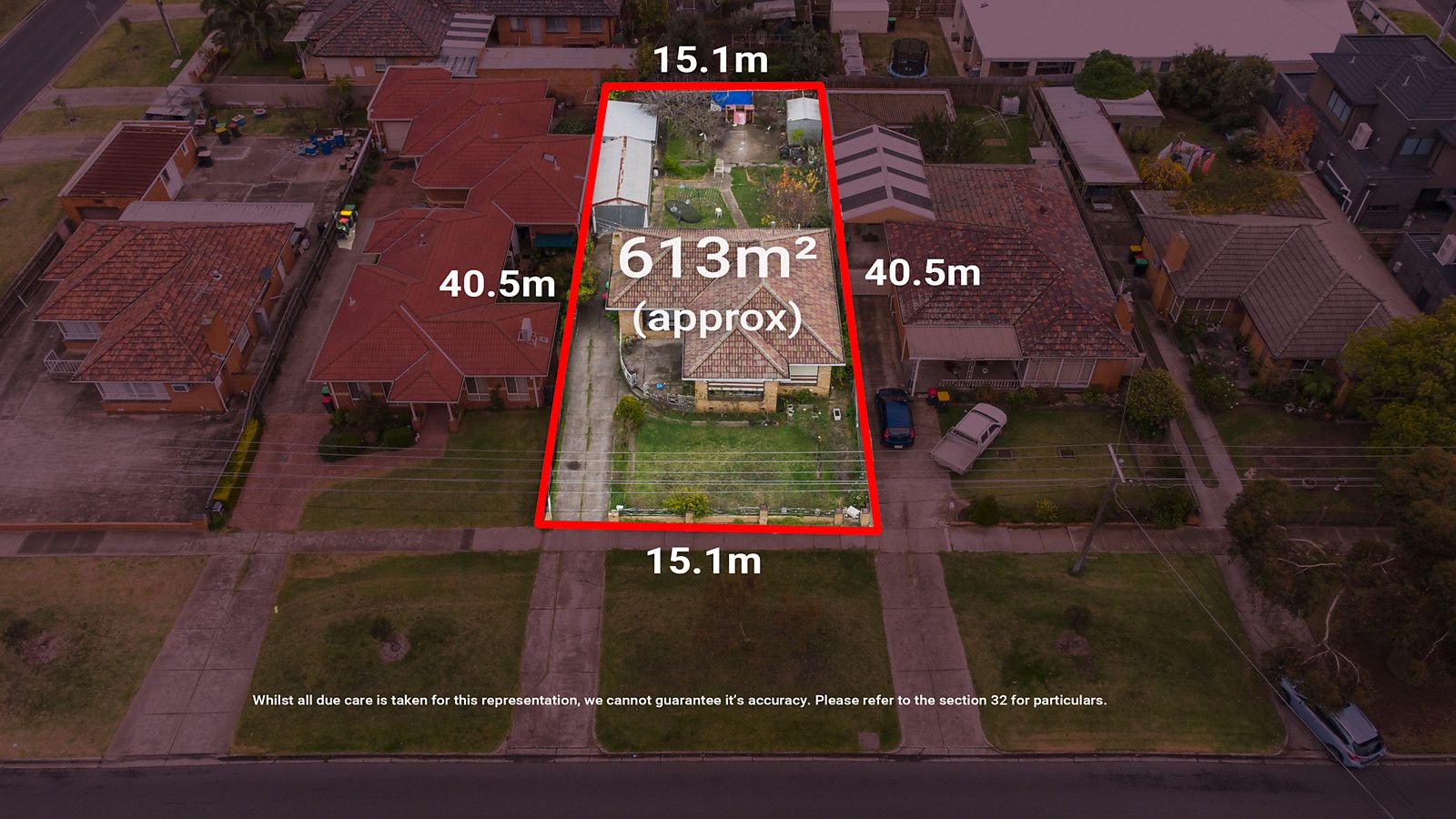 3 bedrooms House in 5 Raglan Street AVONDALE HEIGHTS VIC, 3034