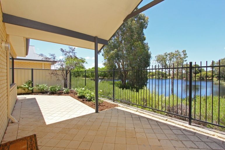 4/43 Martingale Ave, Henley Brook WA 6055, Image 1