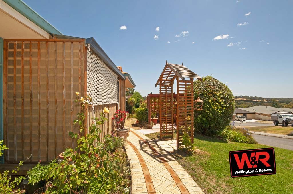 2 Clint Terrace, Spencer Park WA 6330, Image 2