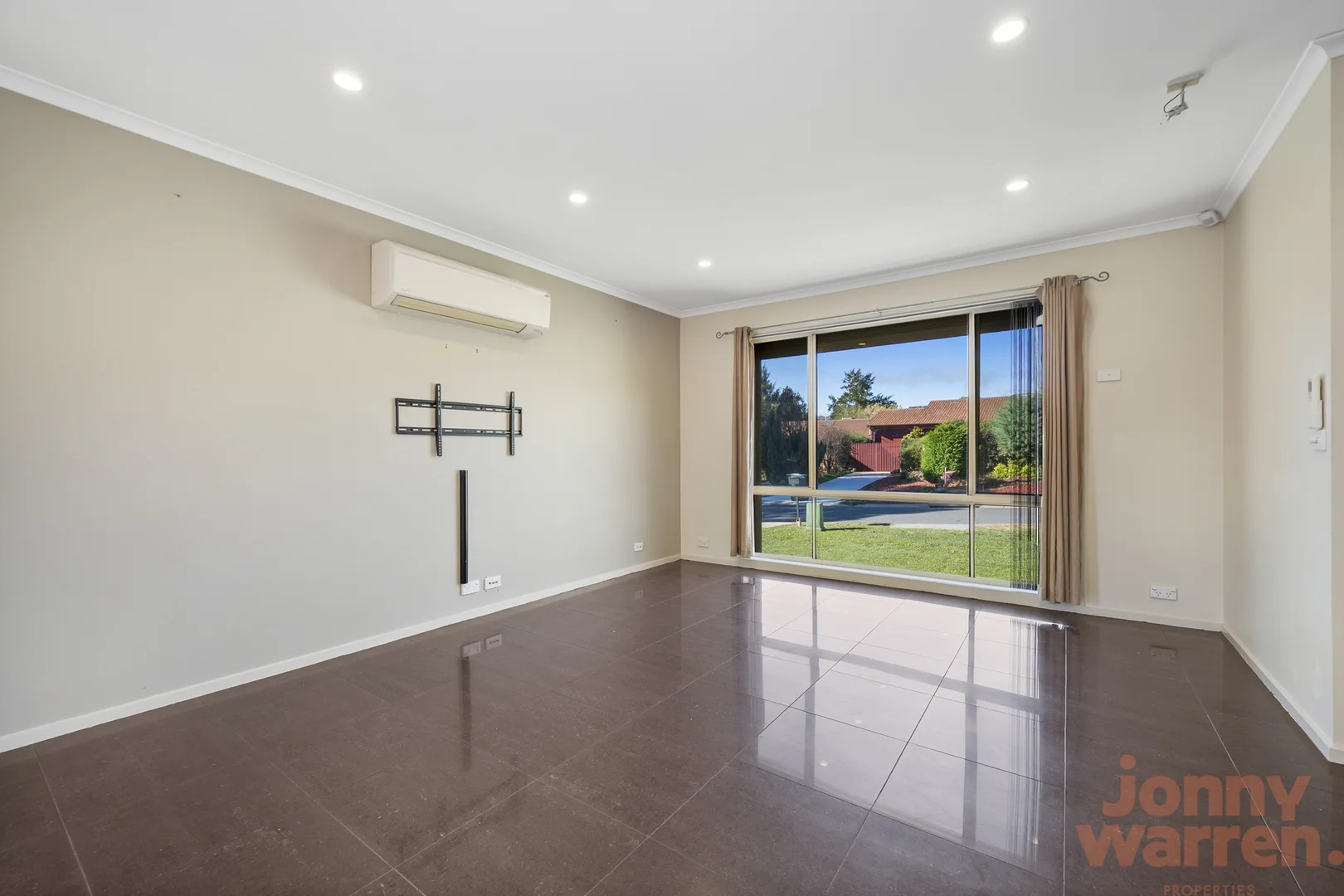 Additional image 2 of 11 Coventry Close, Gordon ACT 2906