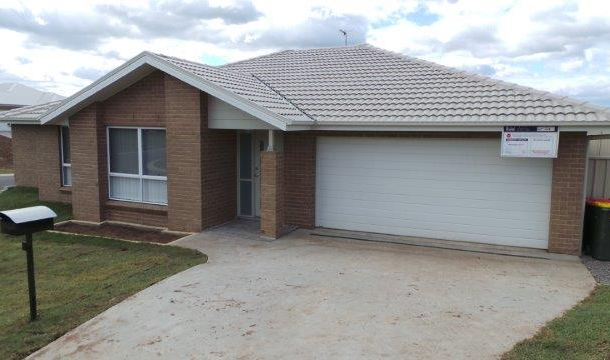 18 Pearse Crescent, Bolwarra Heights NSW 2320