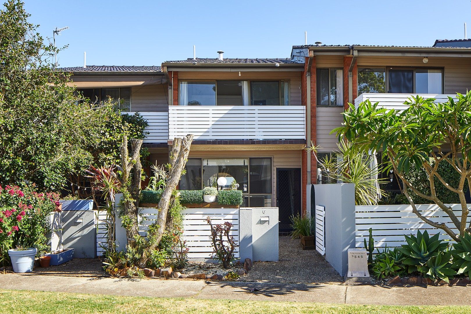 2 bedrooms House in 6/74 Railway Street MEREWETHER NSW, 2291