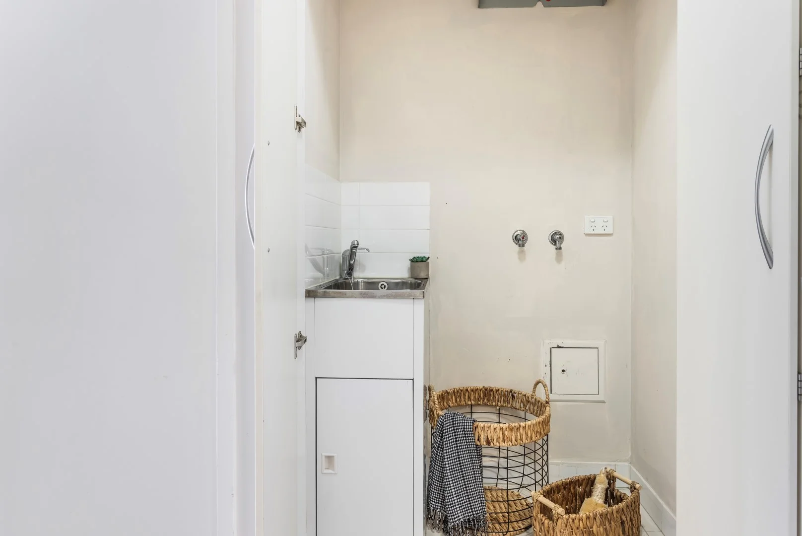 Additional image 15 of 901/11 Ellenborough Street, Woodend QLD 4305