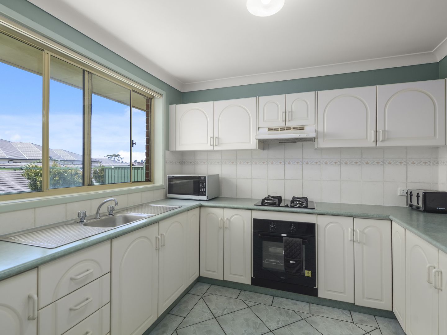 7 The Grove, Shellharbour NSW 2529, Image 2