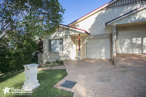 45A Lawrence Street, Peakhurst NSW 2210, Image 2