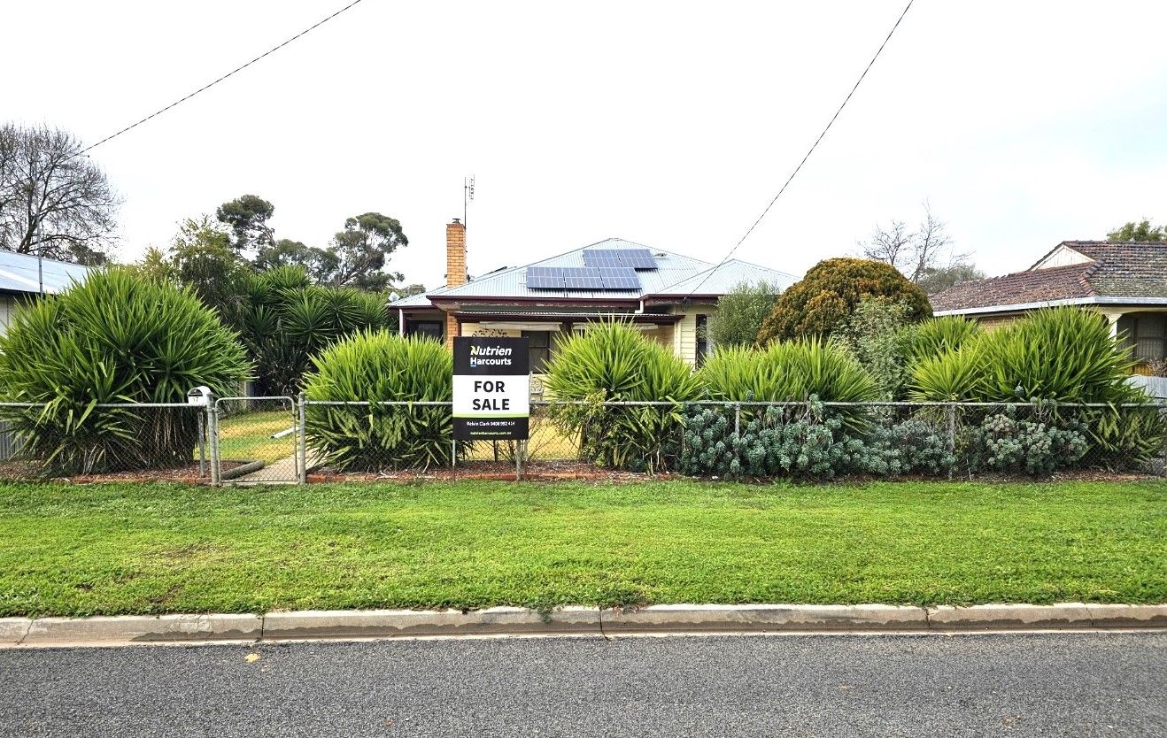 17 McCracken Avenue, Donald VIC 3480, Image 2