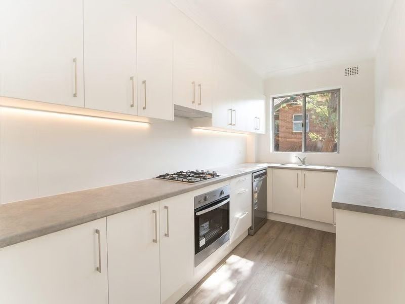 2 bedrooms Apartment / Unit / Flat in 3/8 Buller Road ARTARMON NSW, 2064