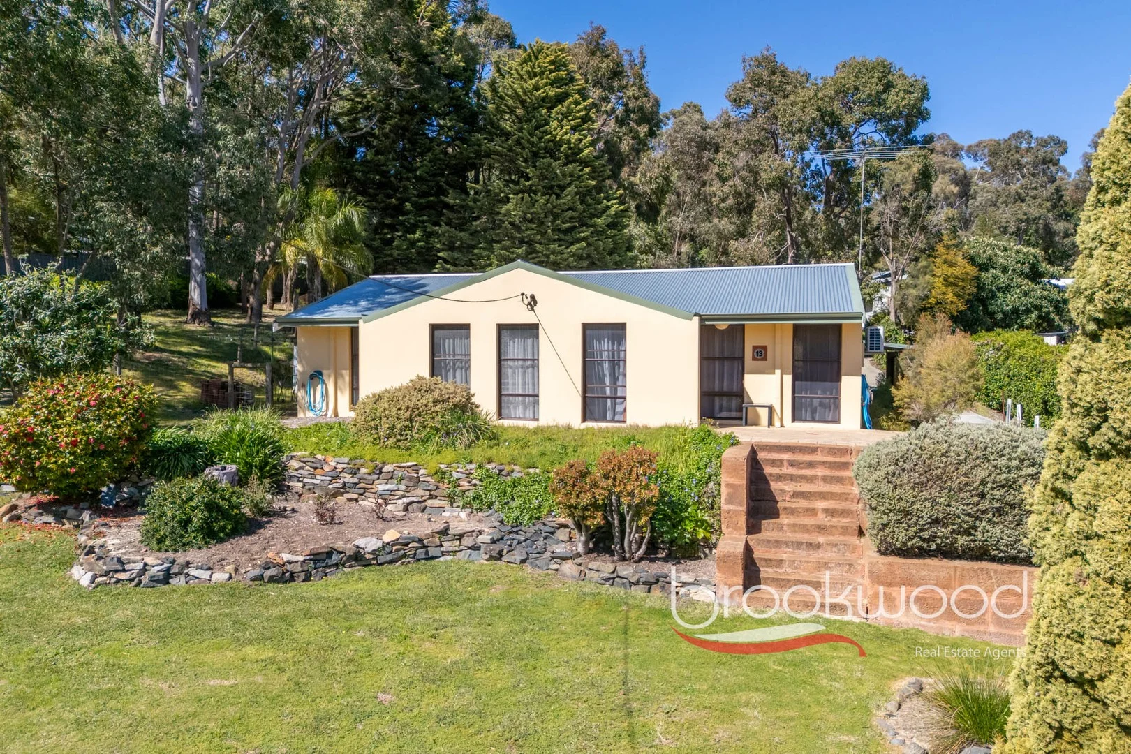 Primary image of 13 Hanzell Road, Darlington WA 6070
