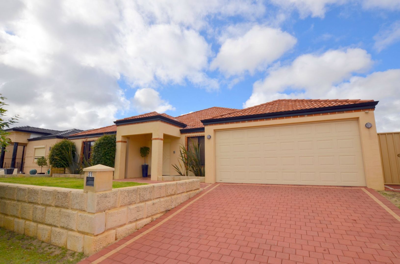 21 Tantallon Bend St, Darch WA 6065, Image 1