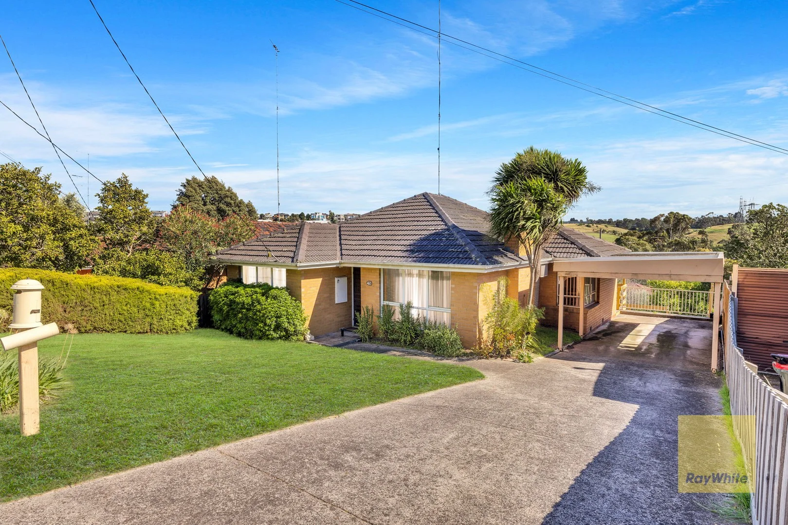 Primary image of 42 Valley Crescent, Glenroy VIC 3046