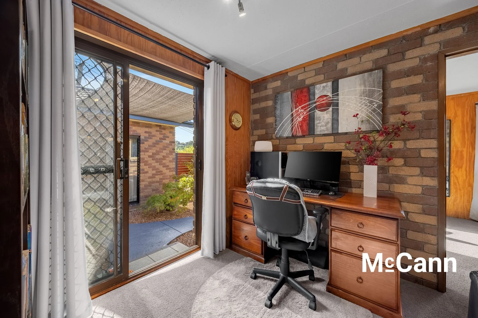 Additional image 10 of 52 Holden Crescent, Wanniassa ACT 2903