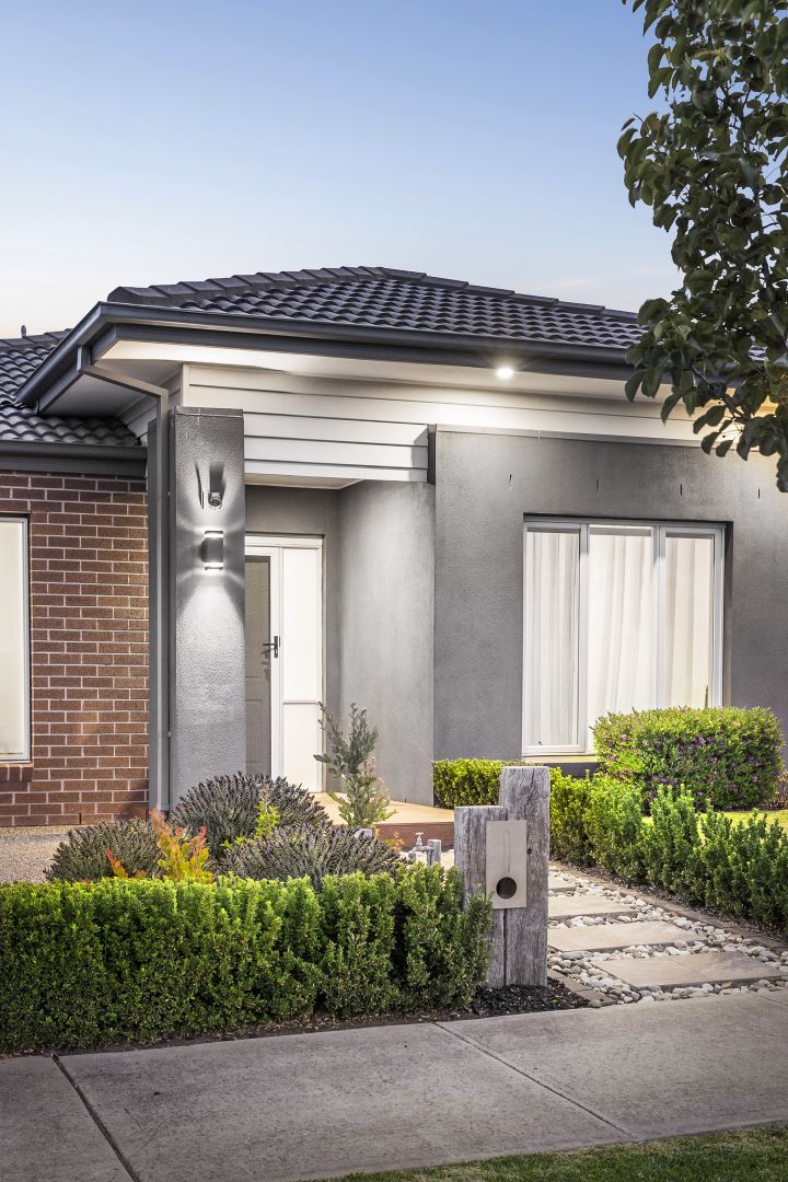 15 Winkler Street, Mickleham VIC 3064 Domain