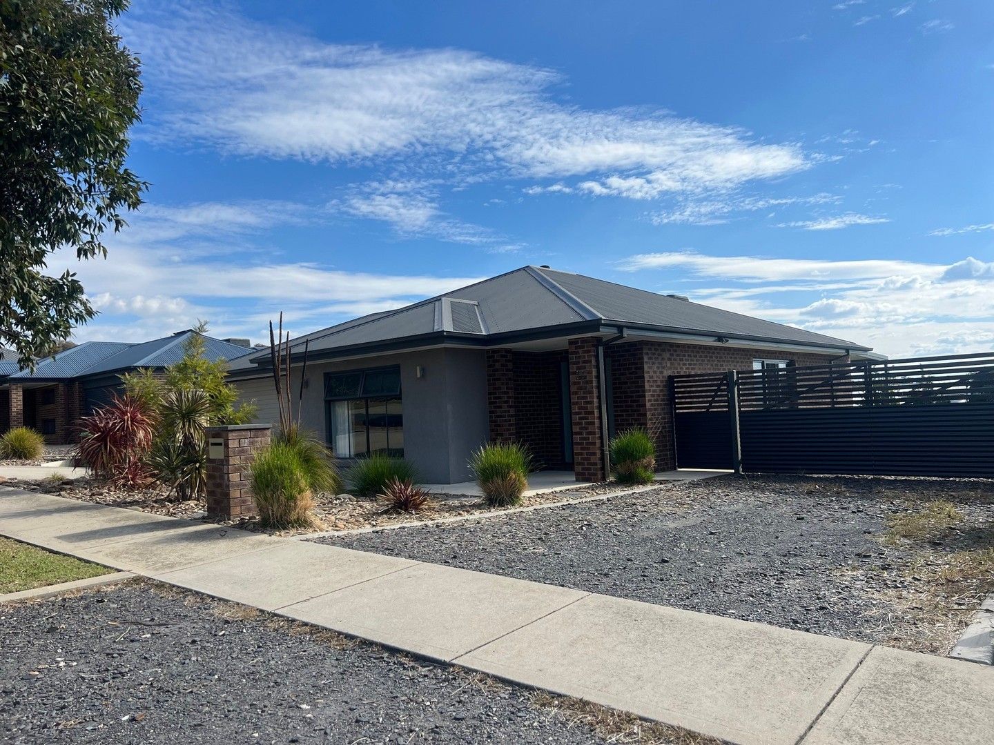 3 bedrooms House in 64 Margaret Court BARANDUDA VIC, 3691