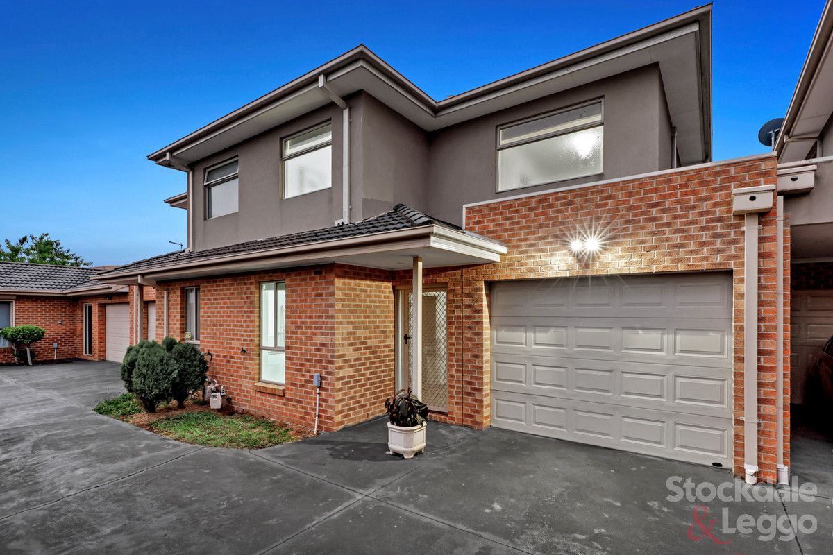 3 bedrooms Townhouse in 2/101 Plumpton Avenue GLENROY VIC, 3046