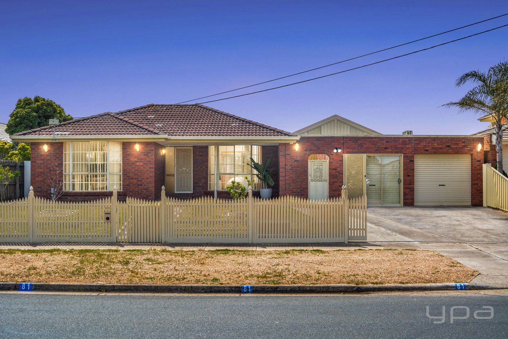 4 bedrooms House in 81 Evrah Drive HOPPERS CROSSING VIC, 3029