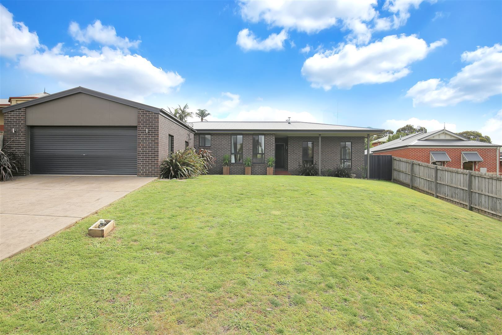 14 Silverback Place, Leongatha VIC 3953, Image 0