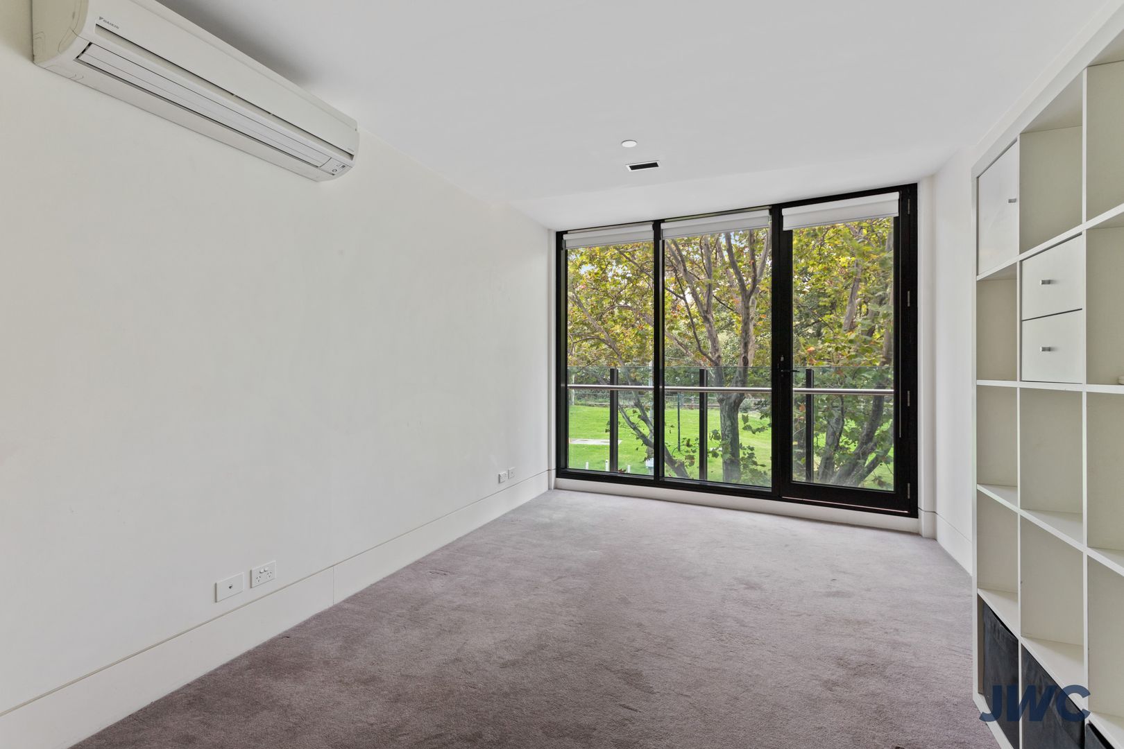 1 bedrooms Apartment / Unit / Flat in 204/279 Wellington Parade EAST MELBOURNE VIC, 3002