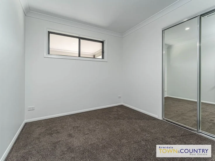 Additional image 9 of 1/17 Sunrise Crescent, Armidale NSW 2350