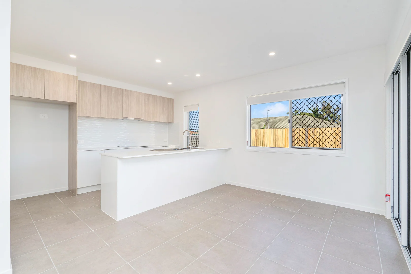 Additional image 3 of 8/124-128 Colyton Street, Torquay QLD 4655