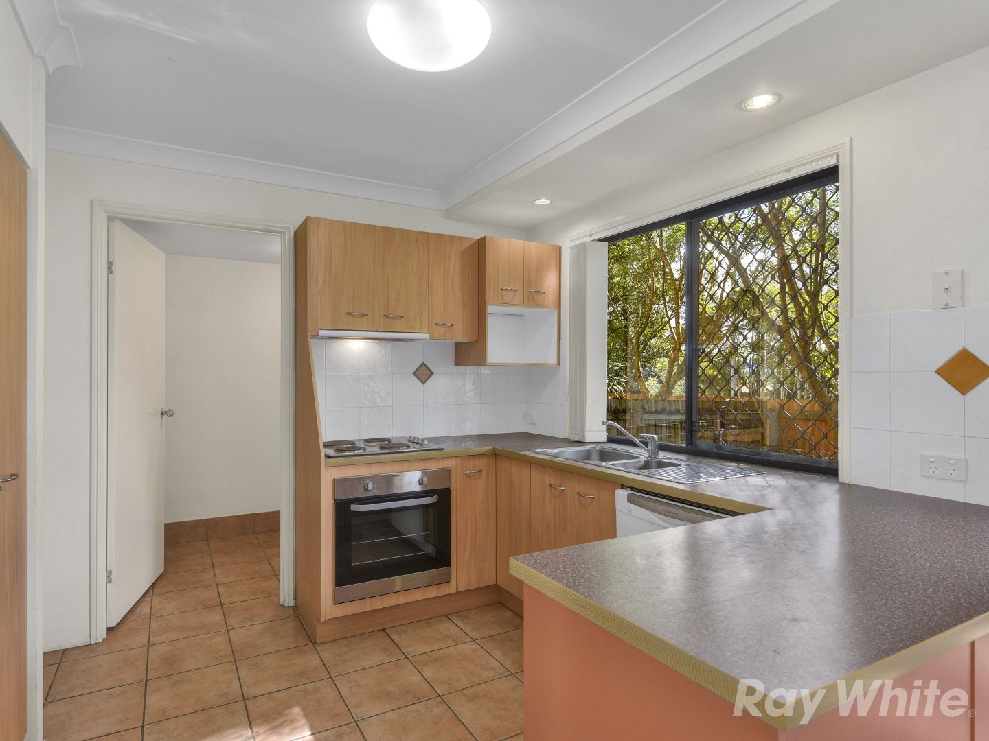 2/23 Bermingham Street, Alderley QLD 4051, Image 2