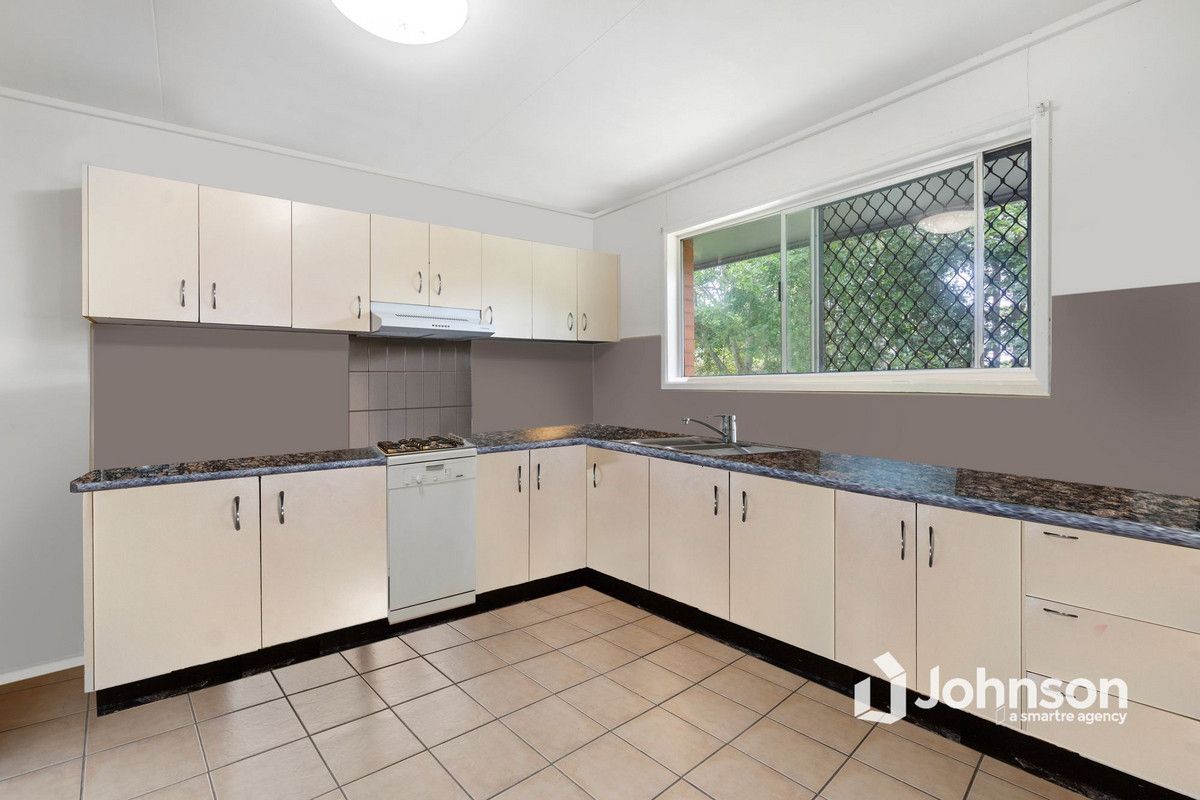 2 Pickering Street, Riverview QLD 4303, Image 2