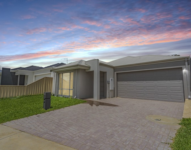 53 Ashcroft Loop, Wattle Grove WA 6107