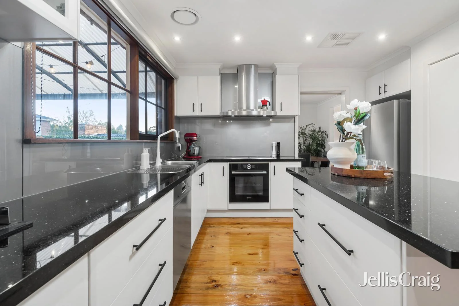 Additional image 5 of 52 Huntingfield Drive, Doncaster East VIC 3109
