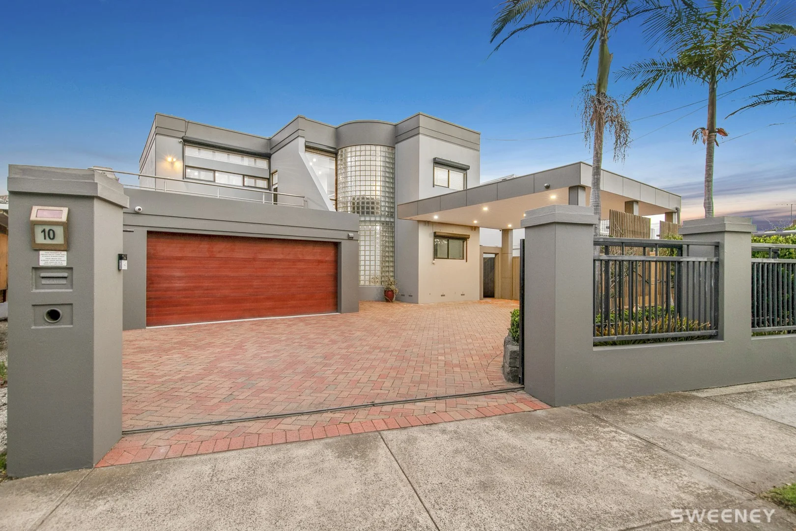Primary image of 10 Station Street, Seaholme VIC 3018