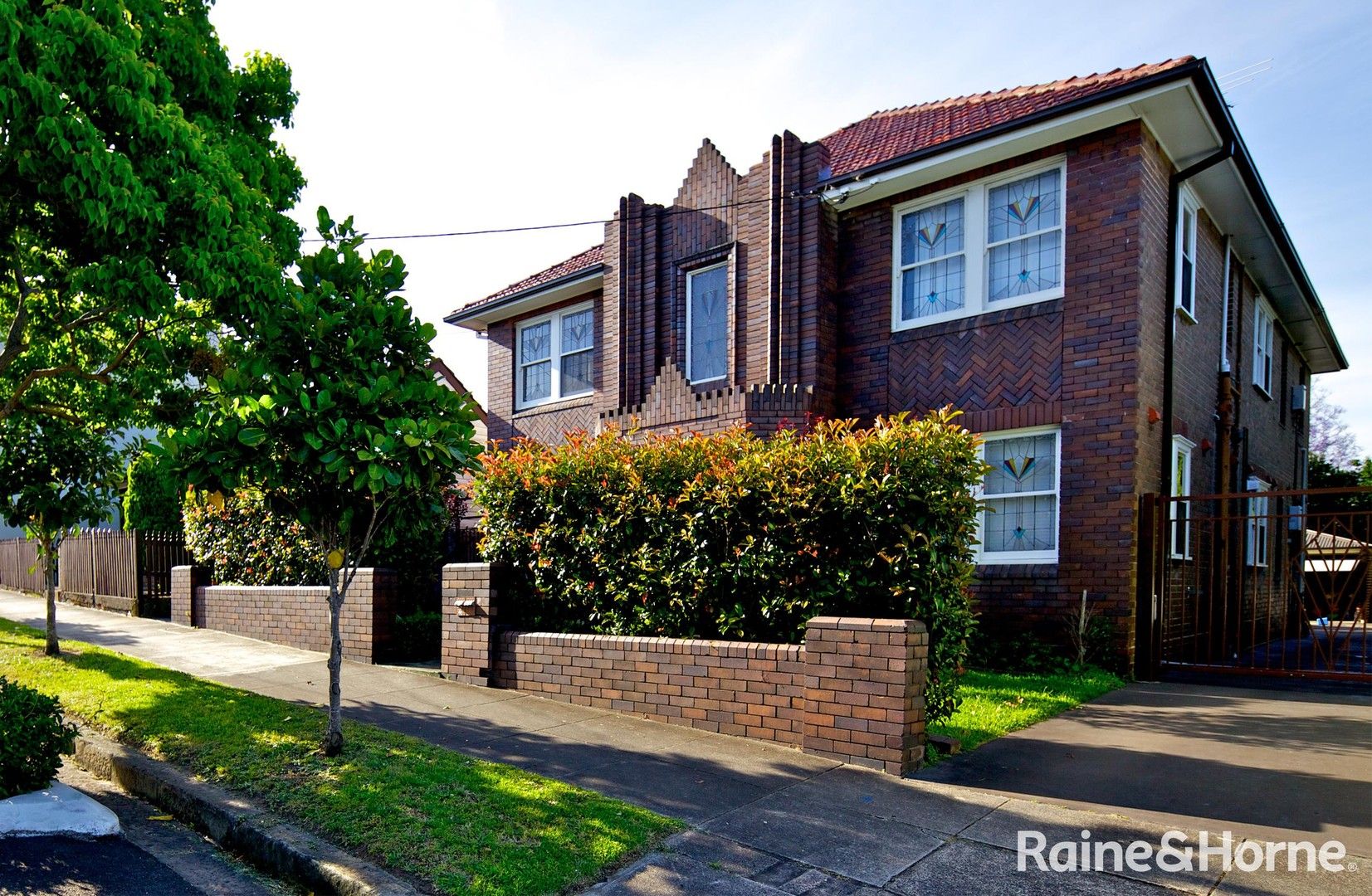 2 bedrooms Apartment / Unit / Flat in 4/44 Herbert Street DULWICH HILL NSW, 2203