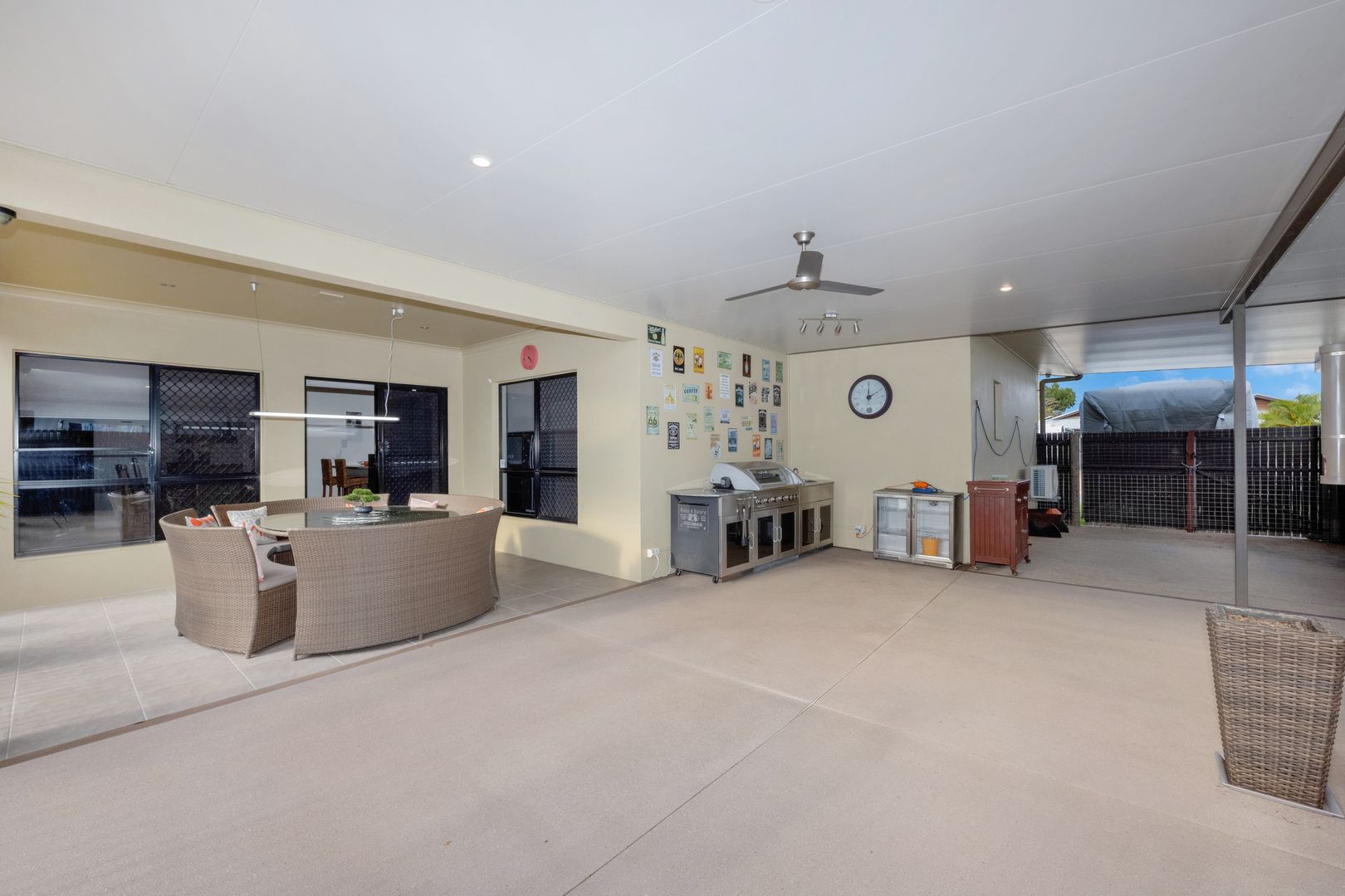 8 Dugong Crescent, Mount Louisa QLD 4814, Image 2