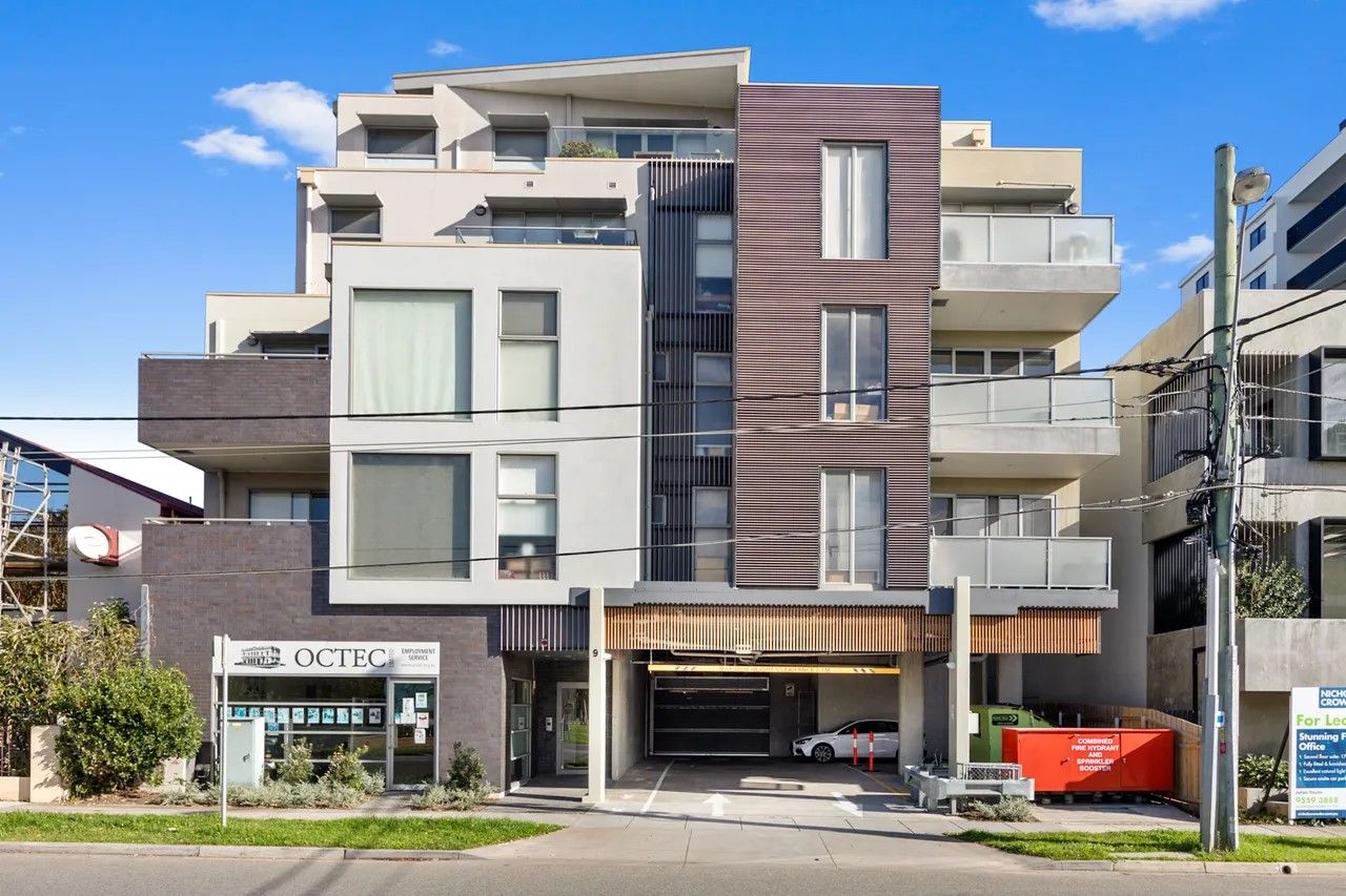 2 bedrooms Apartment / Unit / Flat in 205/9 Chesterville Road CHELTENHAM VIC, 3192