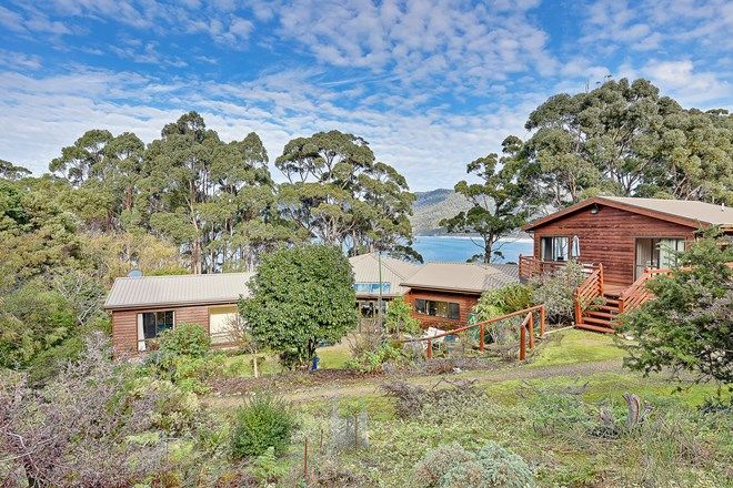 Picture of 14 Osprey Road, EAGLEHAWK NECK TAS 7179