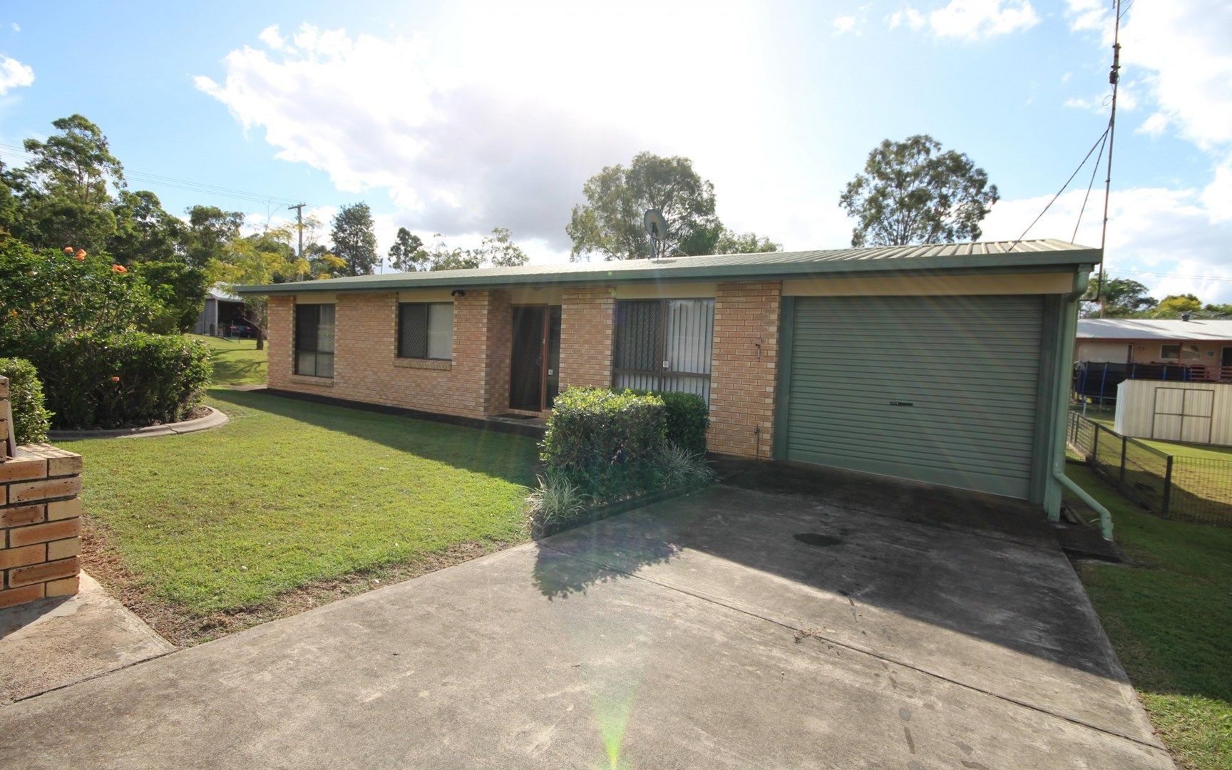 1 Giles Street, Southside QLD 4570