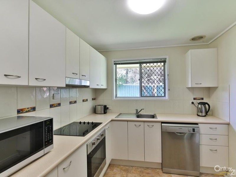 3/22 Kirklees Street, Newtown QLD 4350, Image 2