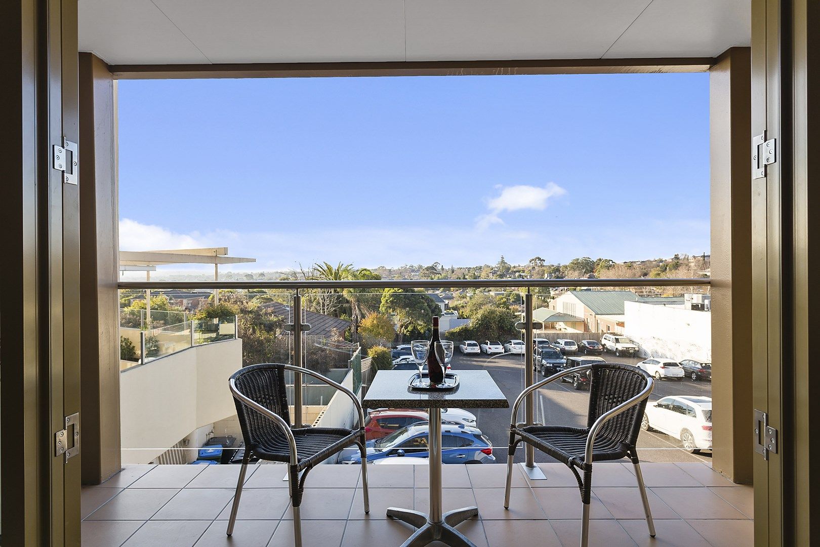 2 bedrooms Apartment / Unit / Flat in 2/335 Whitehorse Road BALWYN VIC, 3103