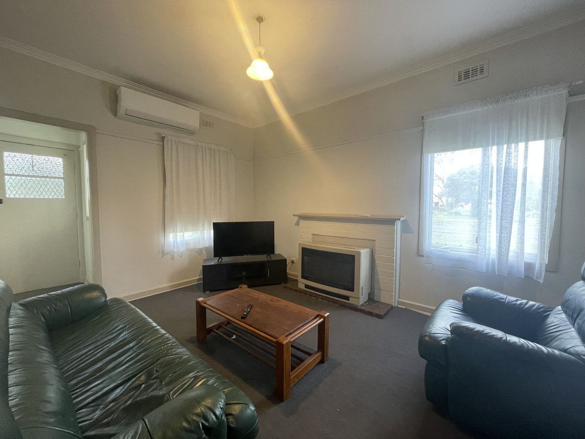 73 Ballarat Road, Hamilton VIC 3300, Image 2