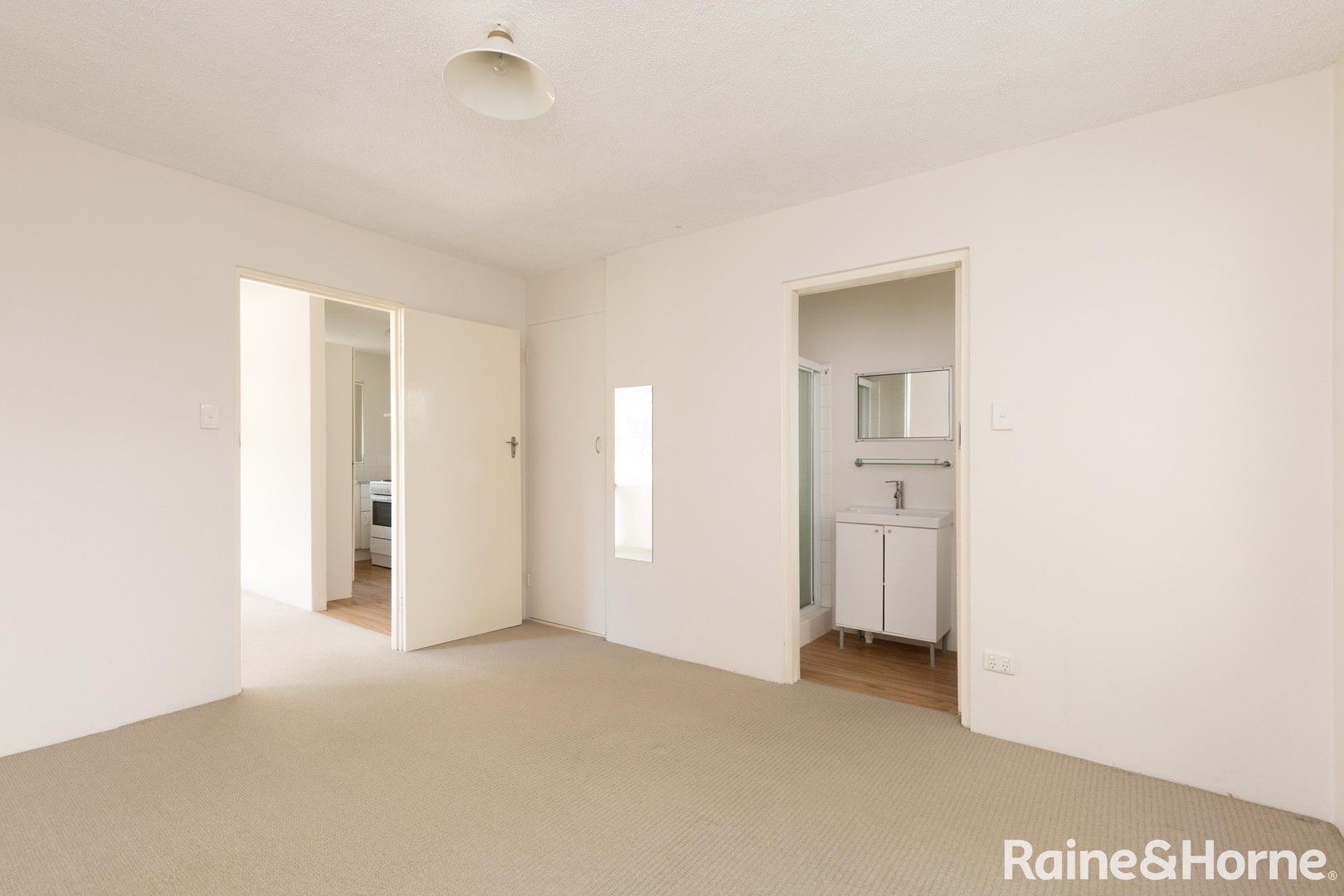 1 bedrooms Apartment / Unit / Flat in 3/33 Highview Terrace ST LUCIA QLD, 4067