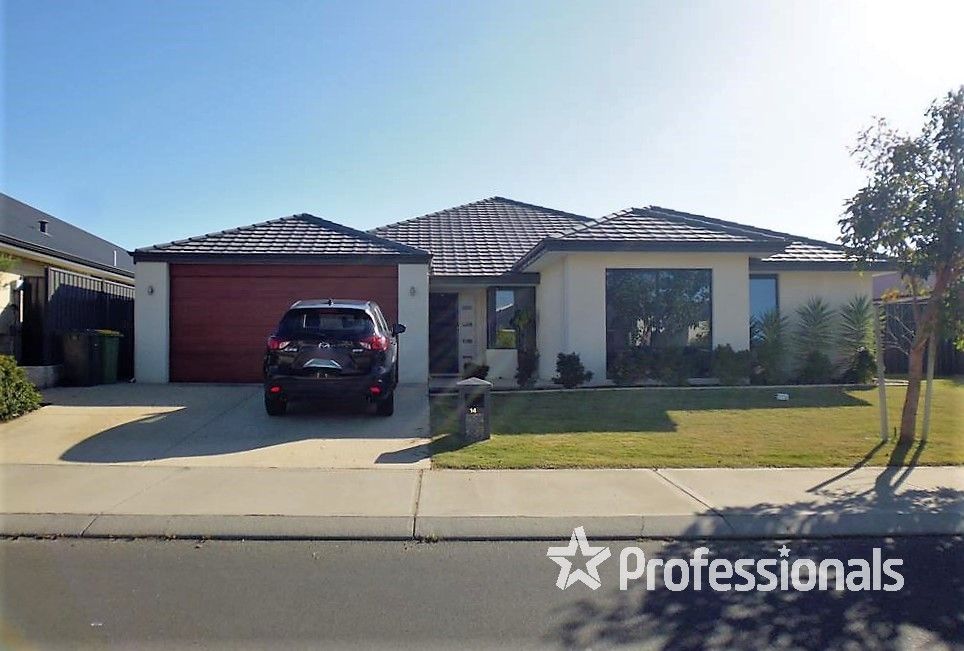 4 bedrooms House in 14 Henderson Crescent AUSTRALIND WA, 6233