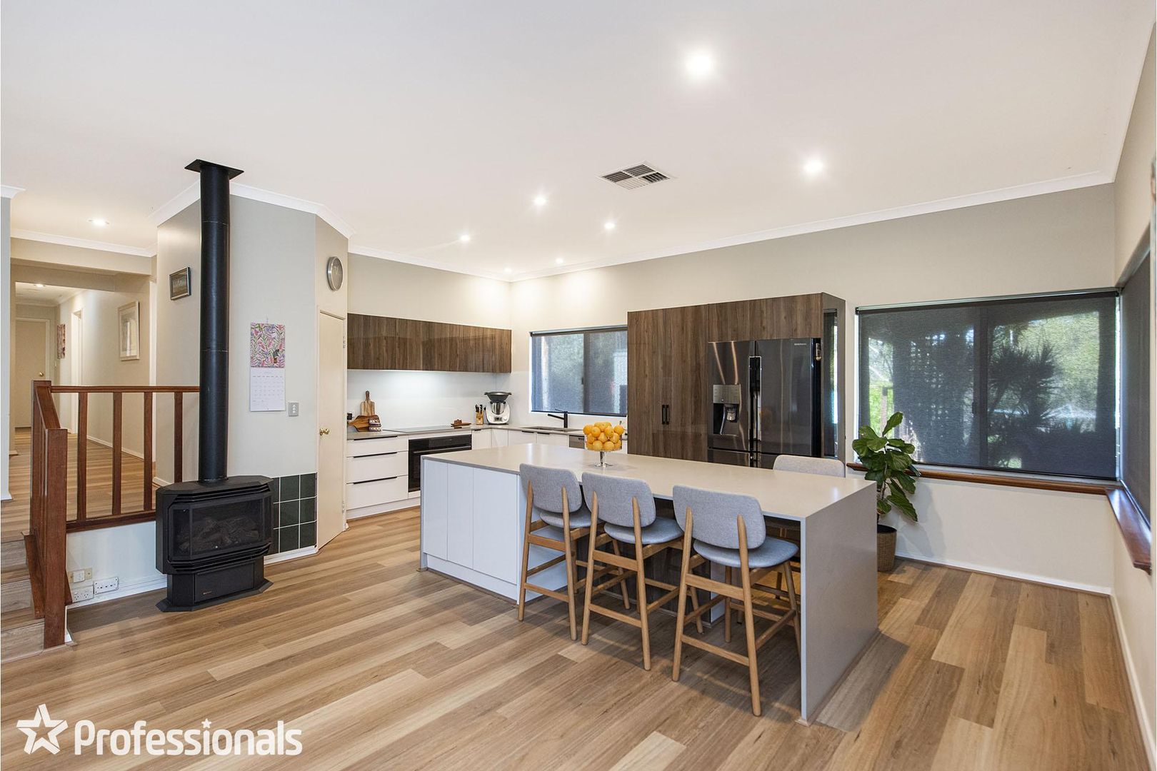 4 bedrooms House in 113 Linton Street BYFORD WA, 6122