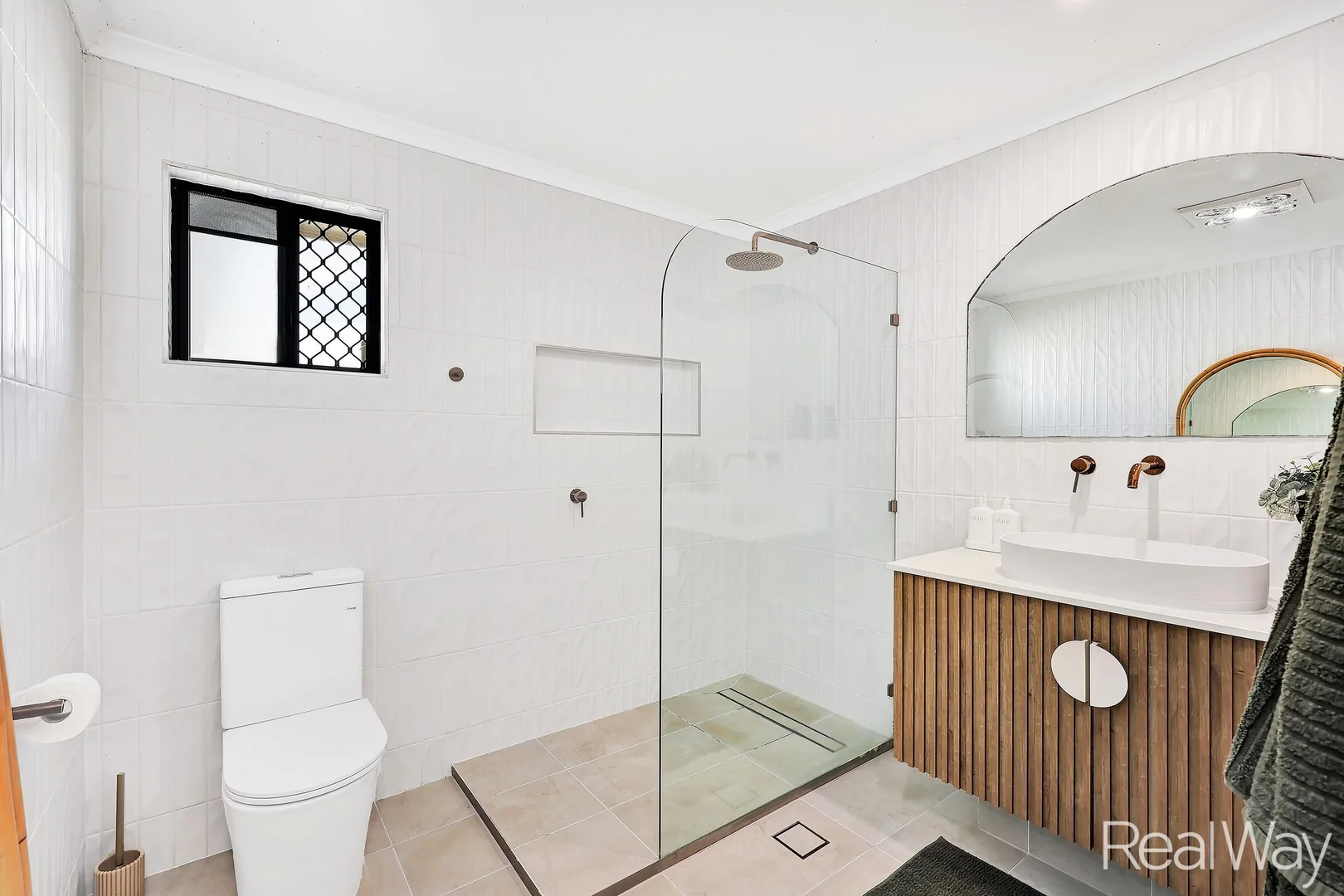 Additional image 15 of 73 Dawn Parade, Thabeban QLD 4670