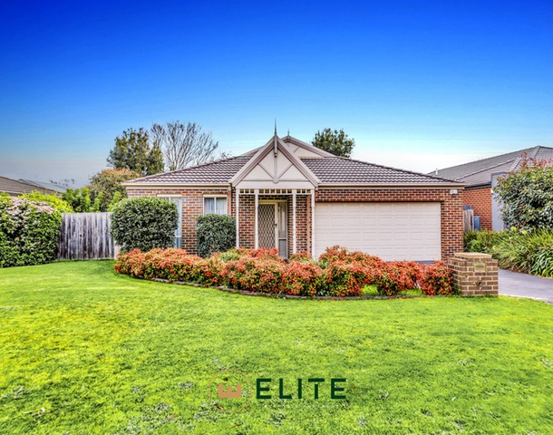 13 Grange Circuit, Beaconsfield VIC 3807