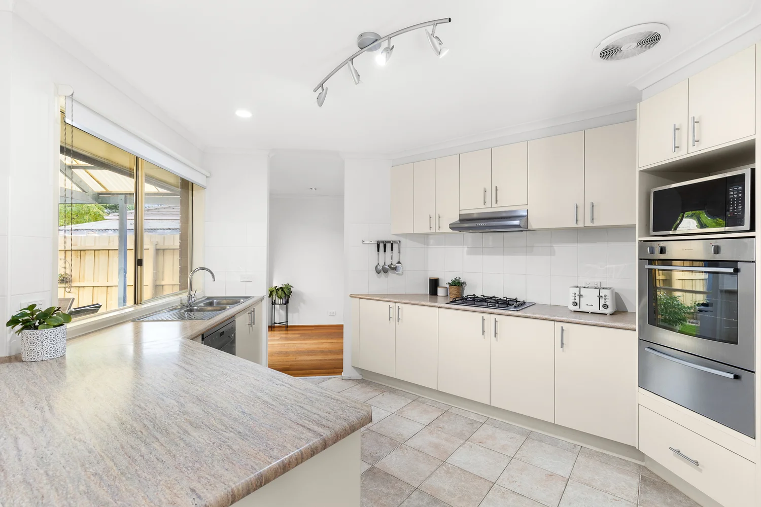 Additional image 7 of 18 Penzance Place, Sydenham VIC 3037