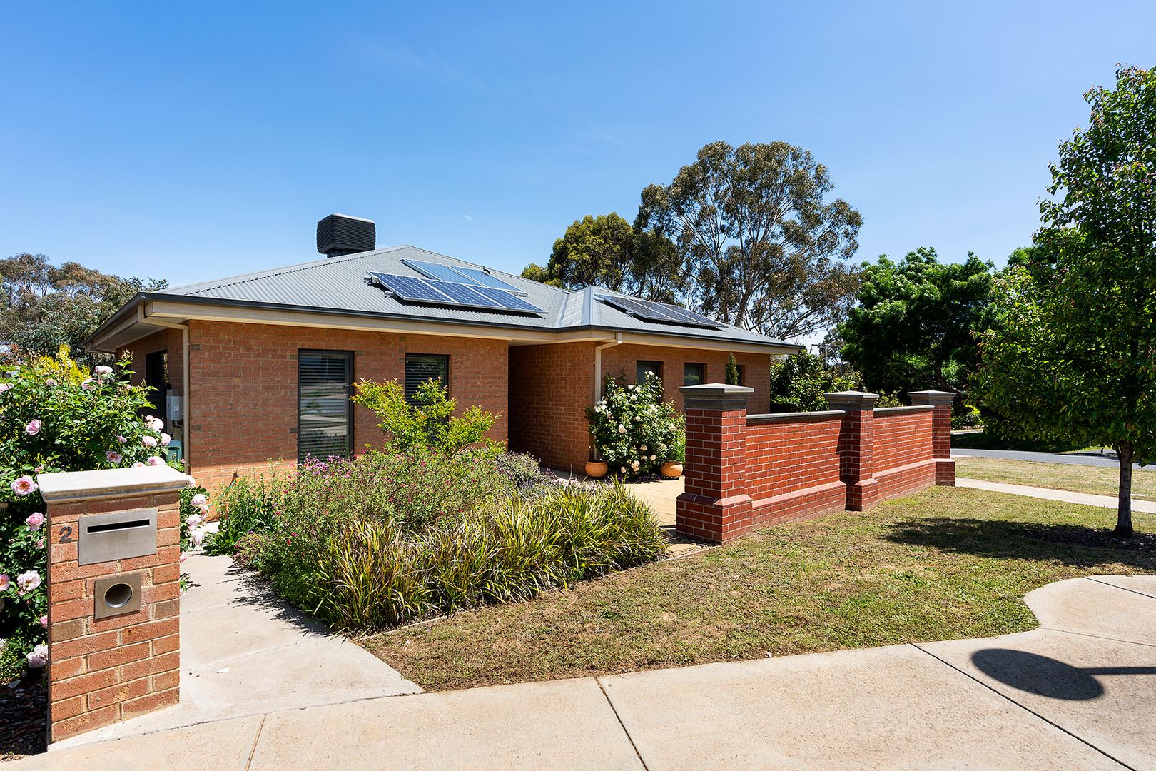 2 Domain Drive, Castlemaine Property History & Address Research Domain