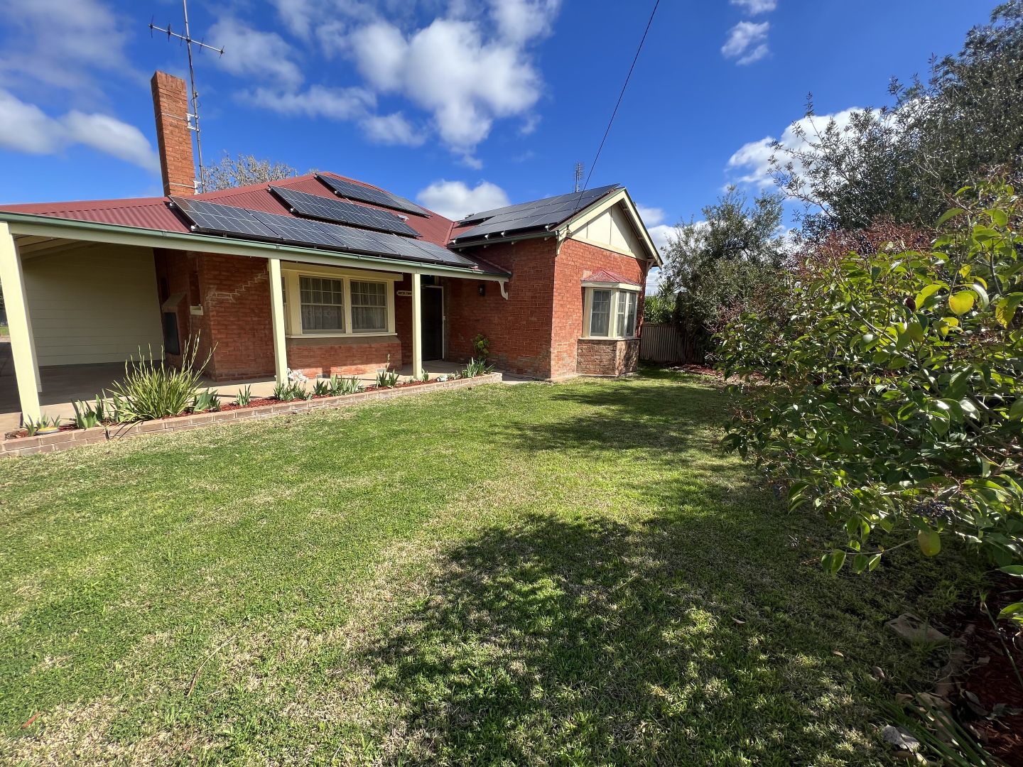 72 Jerilderie Street, Jerilderie Property History & Address Research