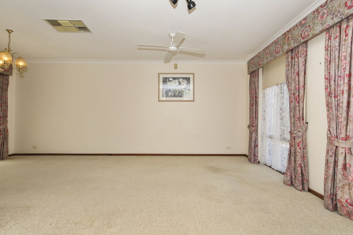 Swan View WA 6056, Image 2