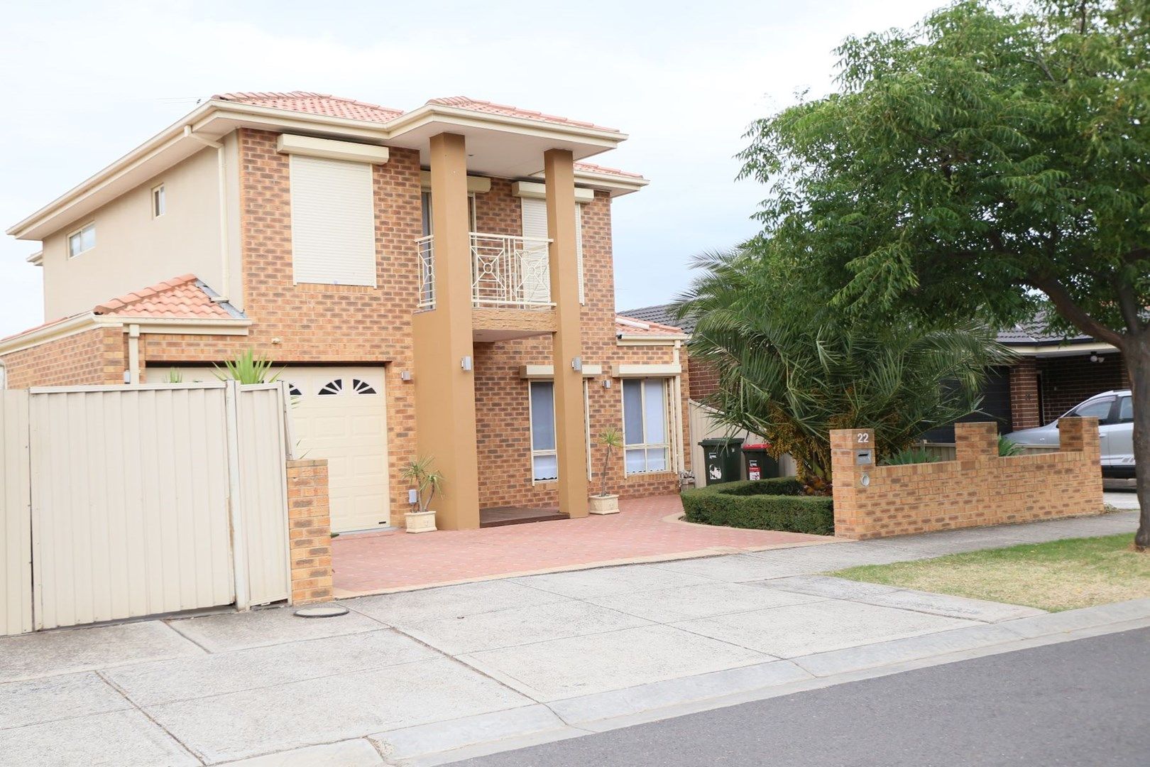 3 bedrooms House in 22 Watersedge Way ROXBURGH PARK VIC, 3064