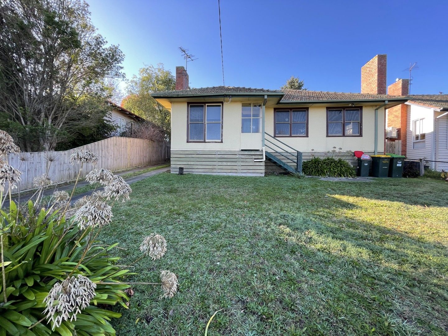 3 bedrooms House in 10 Burton Street WARRAGUL VIC, 3820